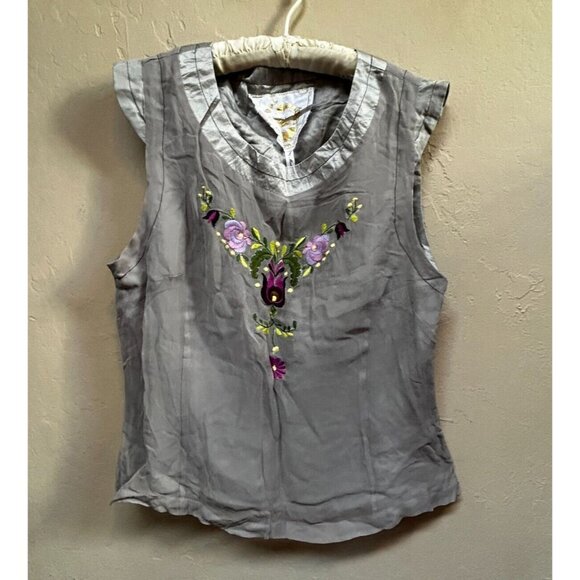 Knitted Dove Womens Embroidered Short Sleeve Silk Blouse Top Large Gray Casual - Picture 1 of 8
